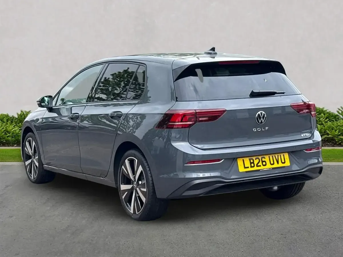 New VW Golf VIII Match 150 HP (110 kW) 2026 Grey Hatchback