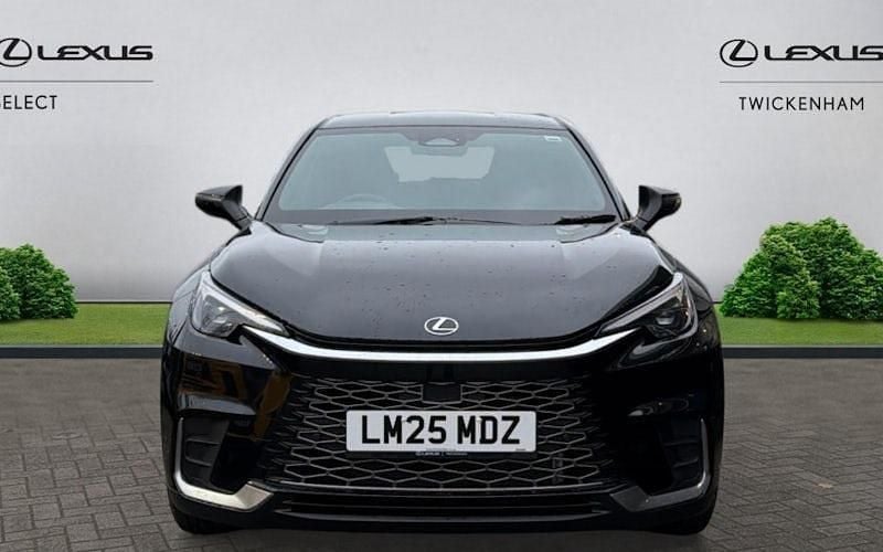 Used Lexus LBX 136 HP (100 kW) 2025 SUV