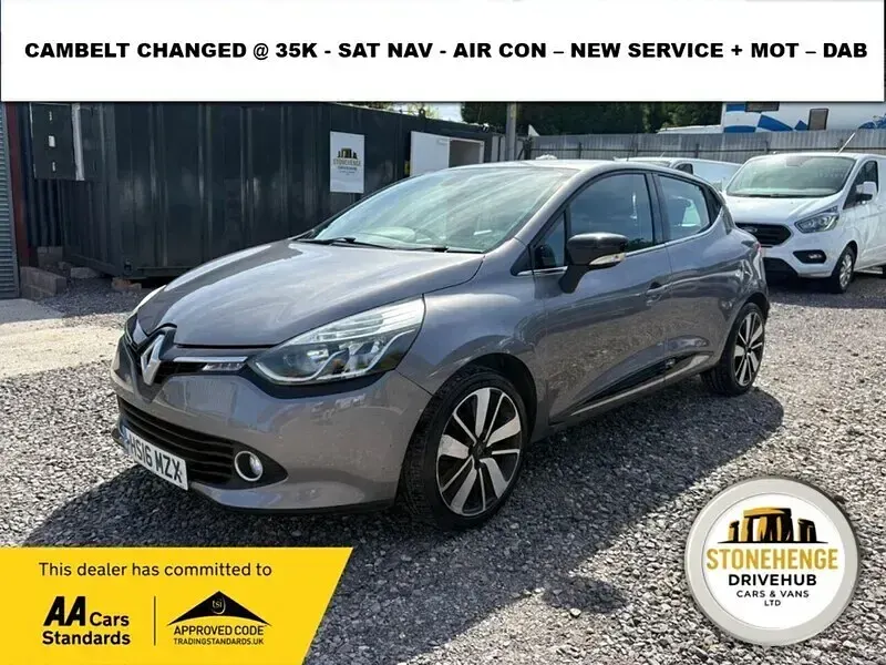 Used Renault Clio Dynamique 90 HP (66 kW) 2016 Hatchback