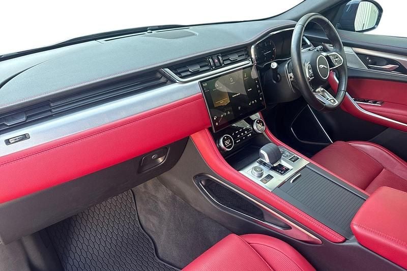 Used Jaguar F-Pace R-Dynamic 404 HP (297 kW) 2025 Grey SUV