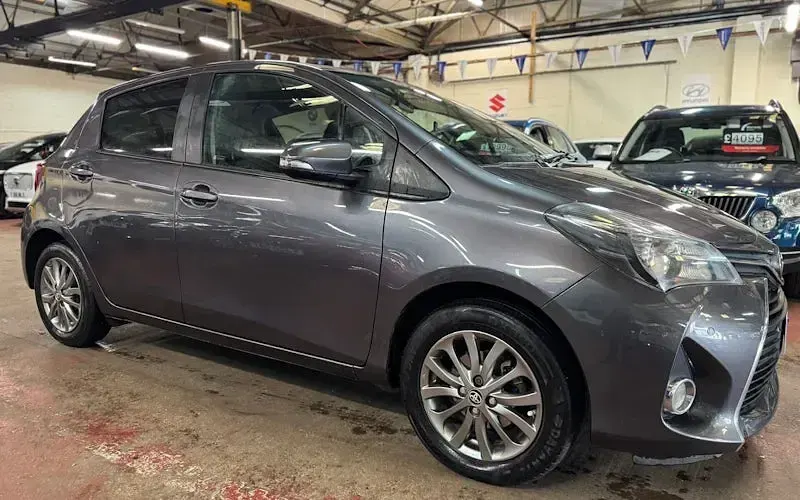 Begagnad Toyota Yaris 99 HK (72 kW) 2016 Halvkombi
