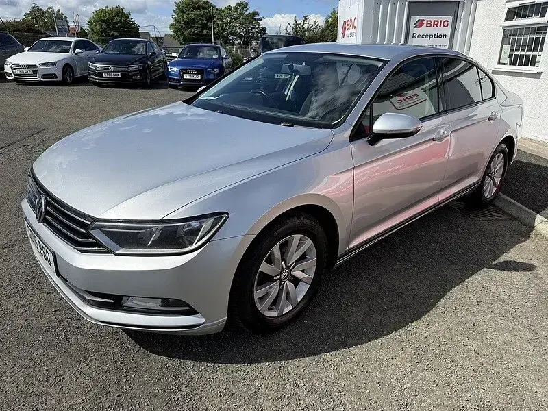 Used VW Passat S 120 HP (88 kW) 2016 Silver Sedan