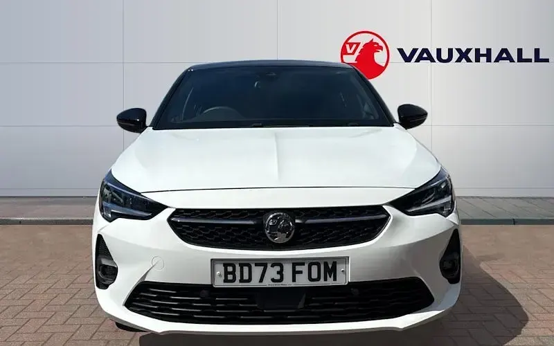 Used Vauxhall Corsa 75 HP (55 kW) 2023 White Hatchback