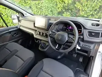 New Renault Trafic 2026 White MPV