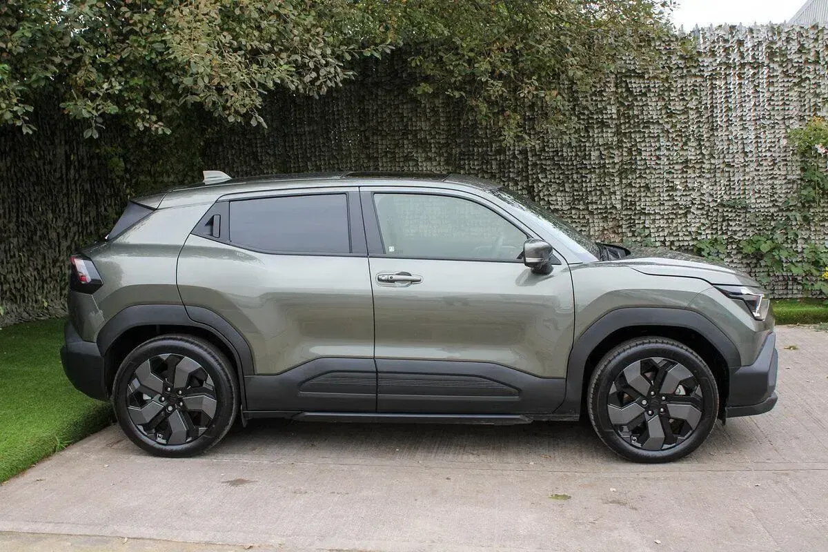 New Suzuki Vitara 135 kW (184 HP) 2026 Green SUV