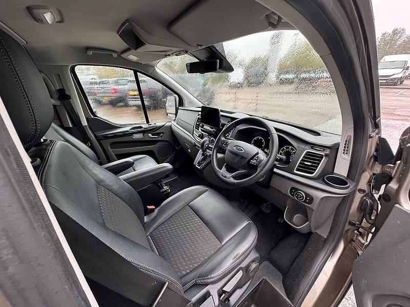 Used Ford Transit Custom Sport 170 HP (125 kW) 2023 Silver Van