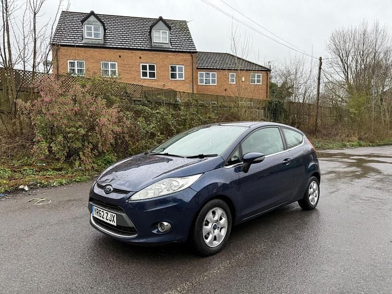 Used Ford Fiesta Zetec 2012 Blue Hatchback