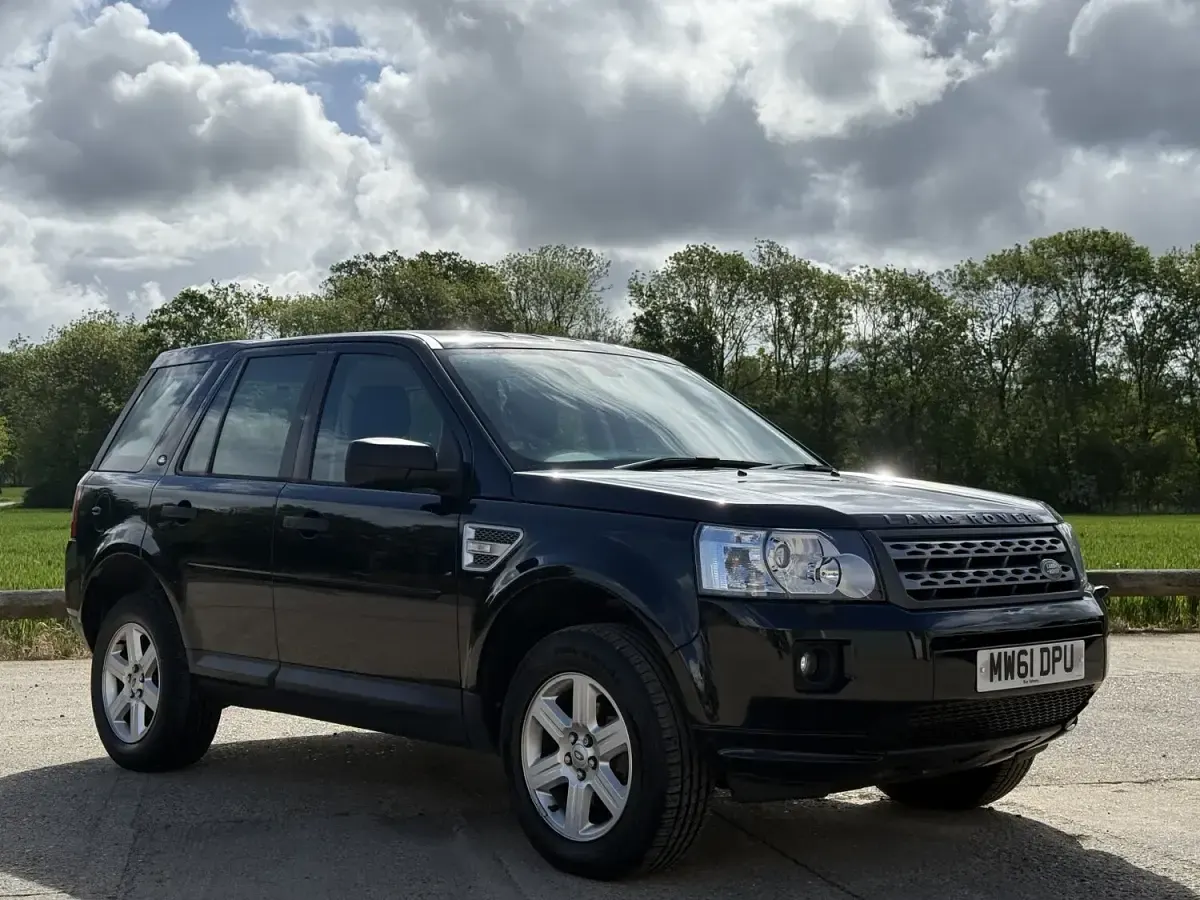 Used Land Rover Freelander 2 150 HP (110 kW) 2012 Black SUV