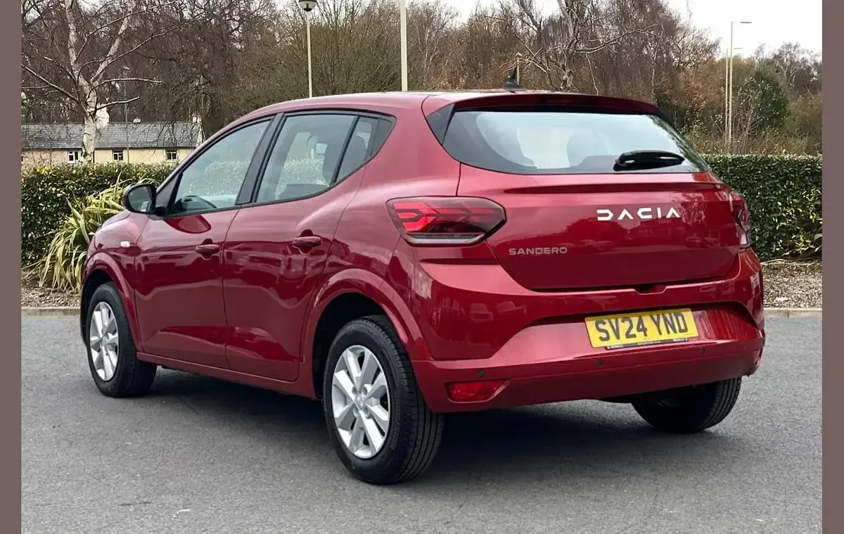 Used Dacia Sandero Expression 99 HP (72 kW) 2024 Red Hatchback