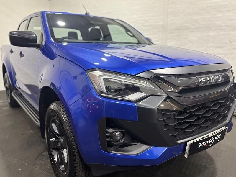 New Isuzu D-Max 2025 Biarritz blue Pickup