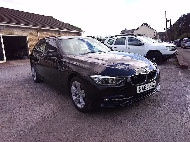 Used BMW 316 Sport Line 2018 Black Estate