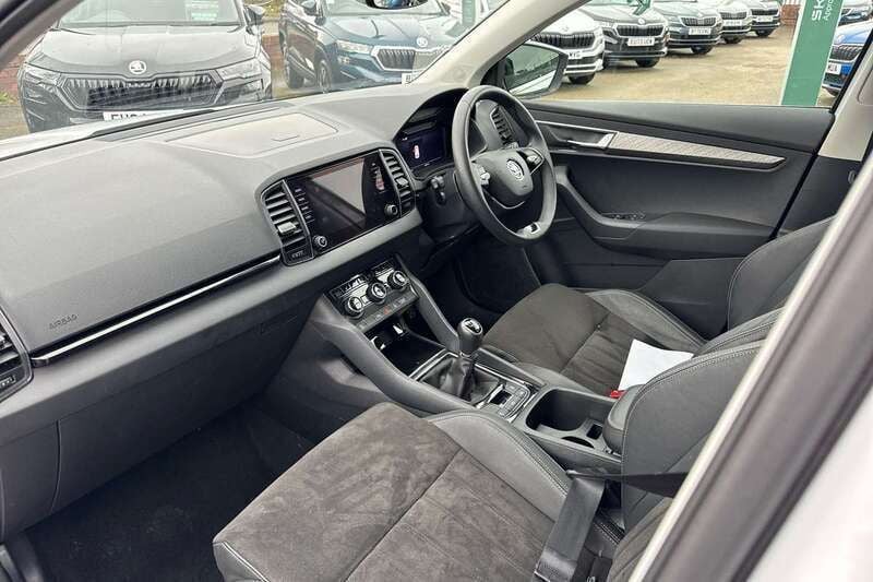 Image 2/4