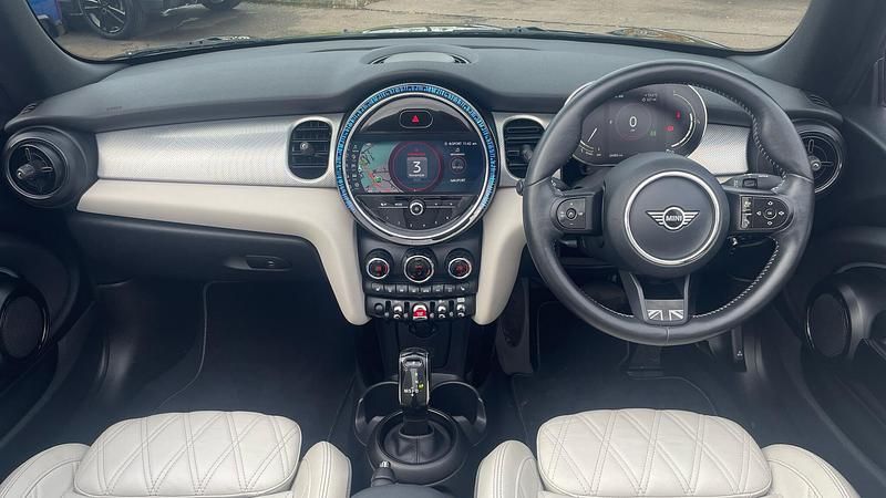 Used Mini Cooper Exclusive 134 HP (98 kW) 2021 Black Hatchback