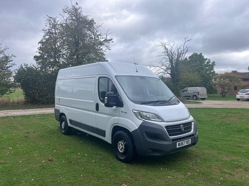 White Used 2017 Fiat Ducato Van | £7,995 (Fair price) - Image 1/4