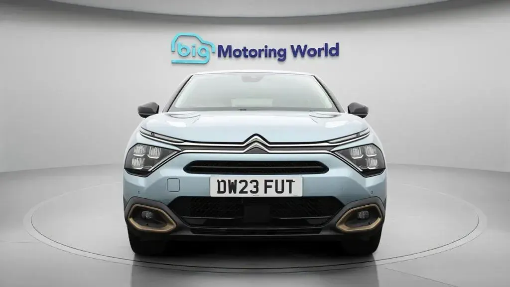 Used Citroën e-C4 100 kW (136 HP) 2023 Hatchback
