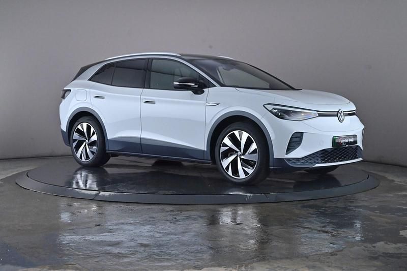 White Used 2021 VW ID.4 Pro Performance SUV | £18,995 (Fair price) - Image 1/3