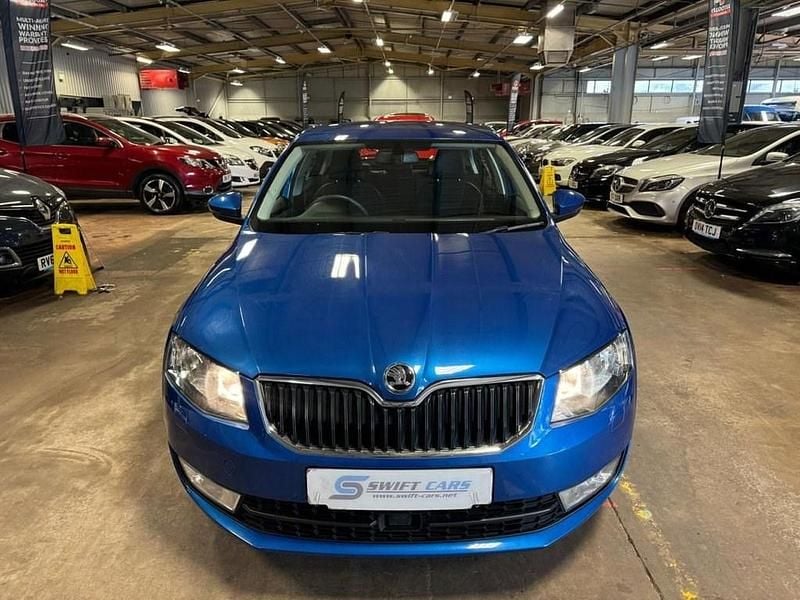 Used Skoda Octavia SE L 110 HP (80 kW) 2015 Blue Hatchback