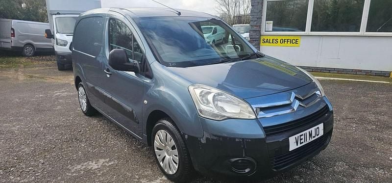Used Citroën Berlingo 90 HP (66 kW) 2011 Grey MPV