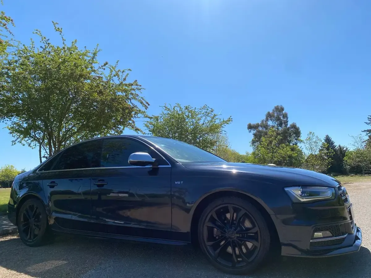 Used Audi S4 Sport 333 HP (244 kW) 2015 Blue Sedan