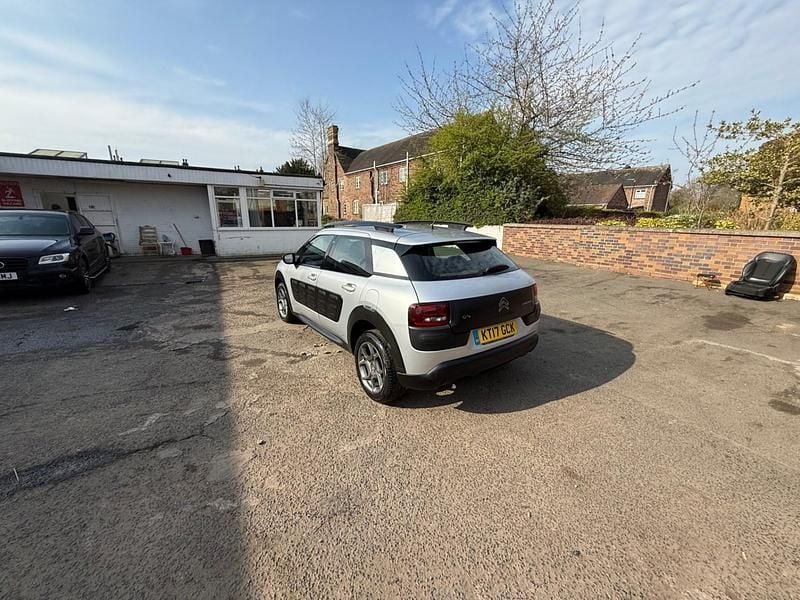 Used Citroën C4 Cactus Feel 2017 Silver Hatchback