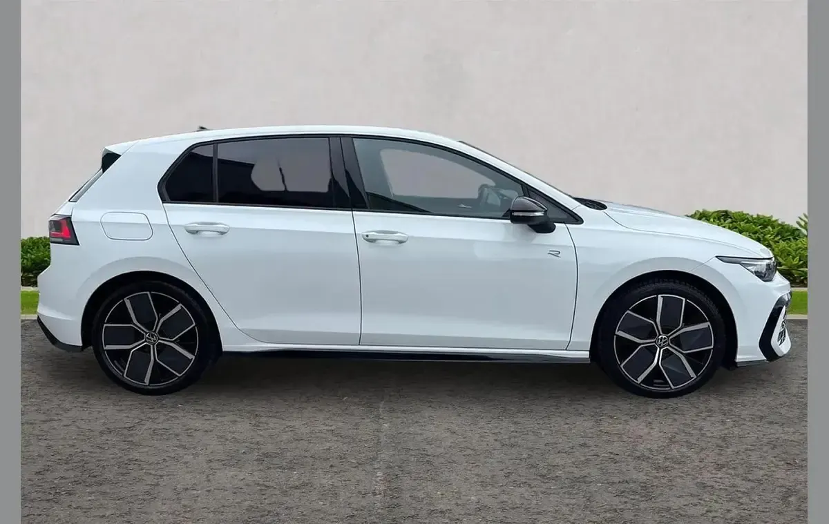 Used VW Golf VIII Black Edition 150 HP (110 kW) 2025 White Hatchback