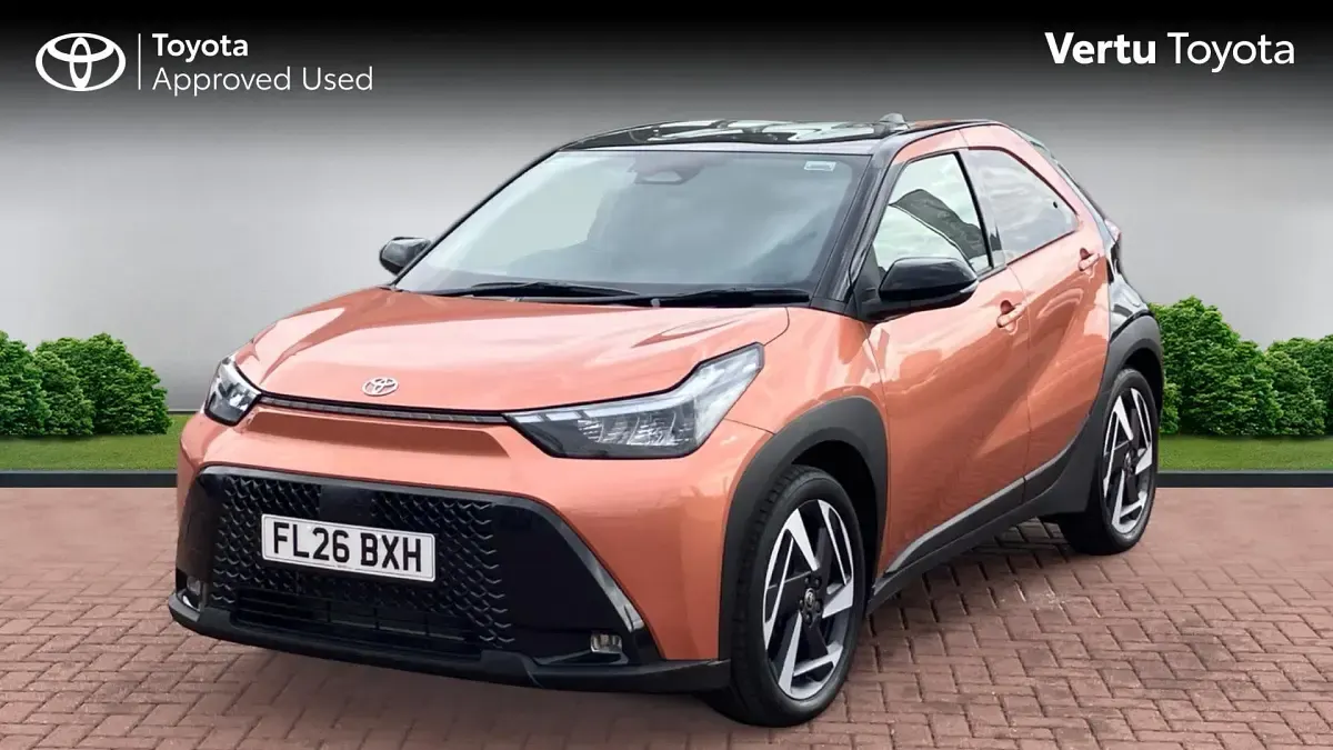 Used Toyota Aygo X Design 116 HP (85 kW) 2026 Cinnamon bitone (metallic paint) SUV