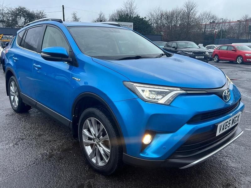 Used Toyota RAV4 197 HP (144 kW) 2016 Blue SUV
