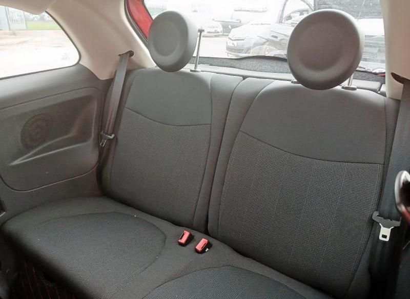 Used Fiat 500 Lounge 69 HP (50 kW) 2015 Red Hatchback