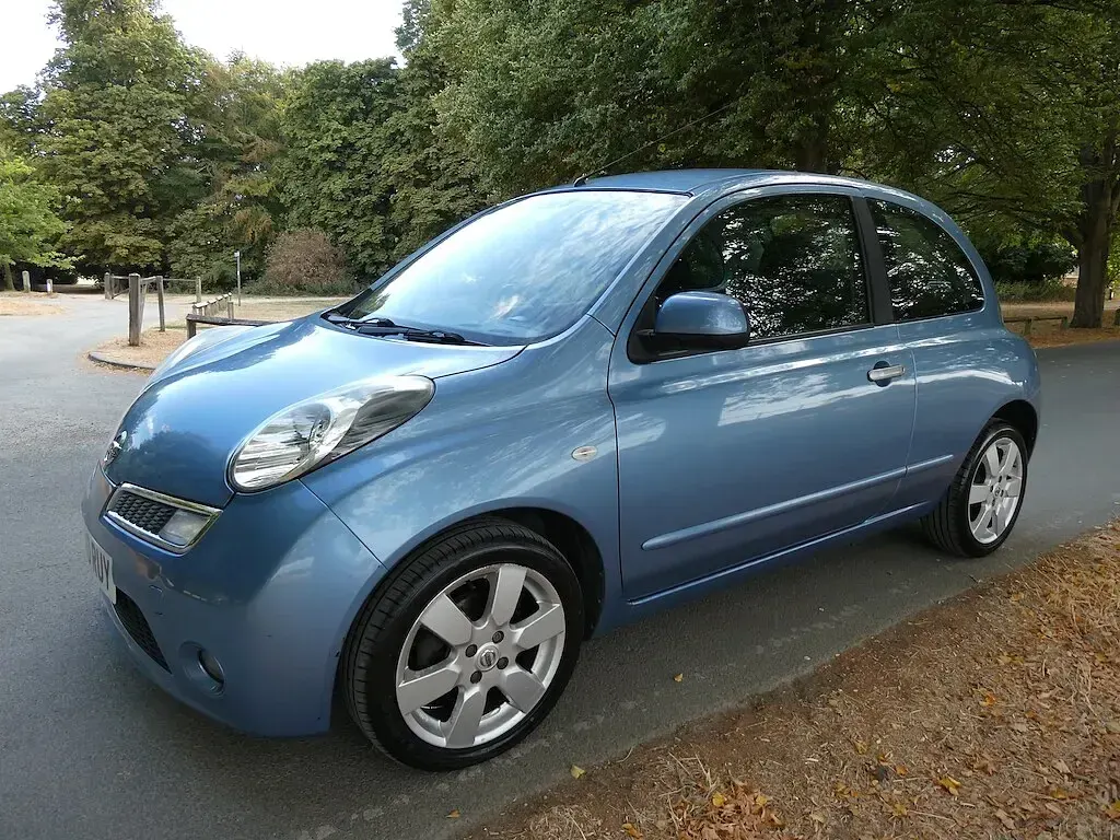 Used Nissan Micra N-TEC 79 HP (58 kW) 2010 Blue Hatchback