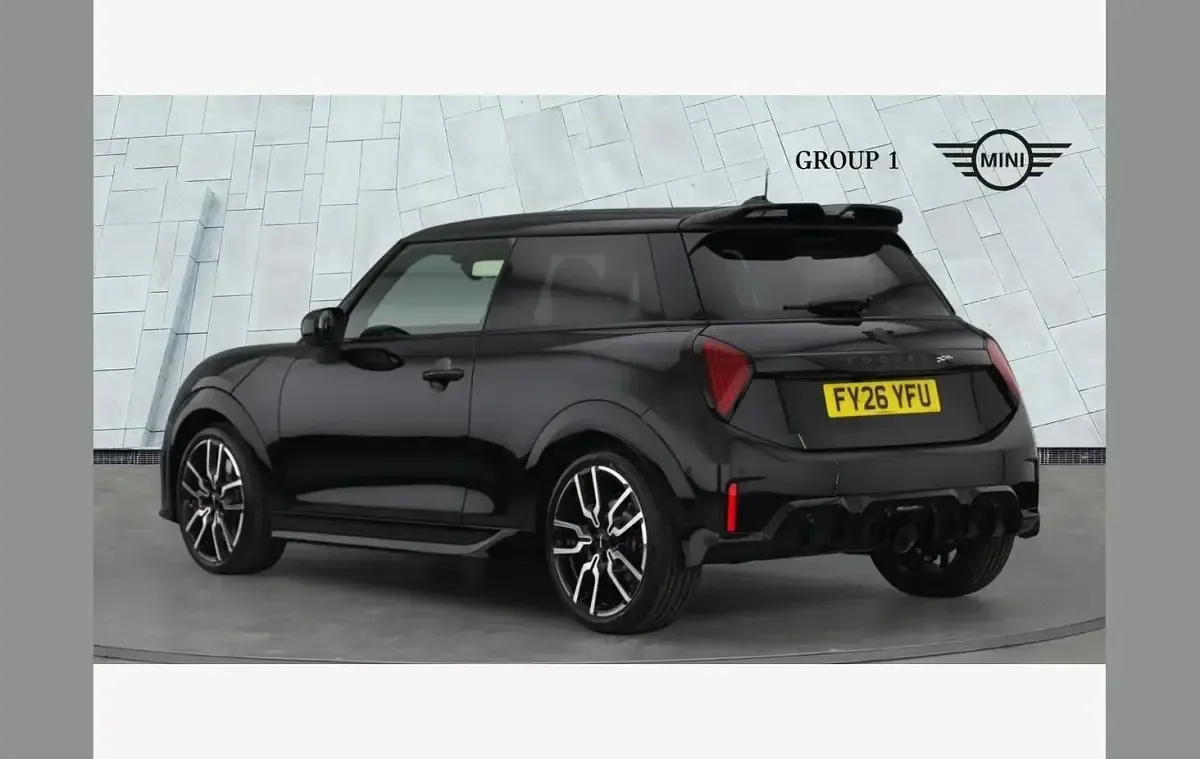New Mini John Cooper Works 228 HP (167 kW) 2026 Black Hatchback