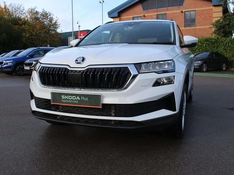 Used Skoda Karoq SE 110 HP (80 kW) 2025 White SUV