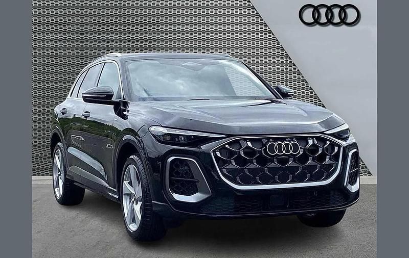 Used Audi Q5 S-Line 200 HP (147 kW) 2025 Grey SUV