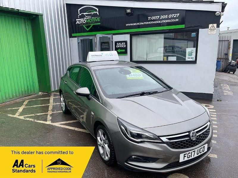 Used Vauxhall Astra SRi 150 HP (110 kW) 2017 Grey Hatchback