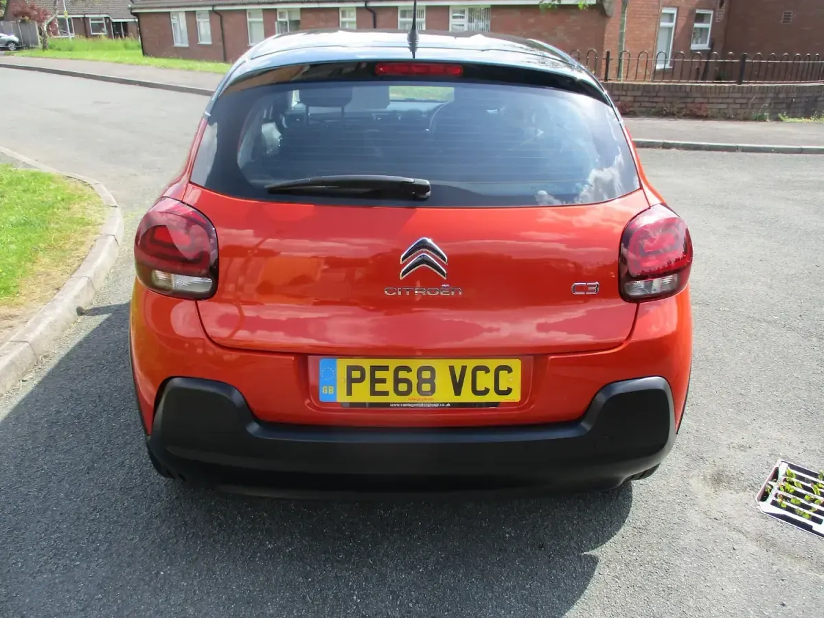 Used Citroën C3 Feel 2018 Orange Hatchback