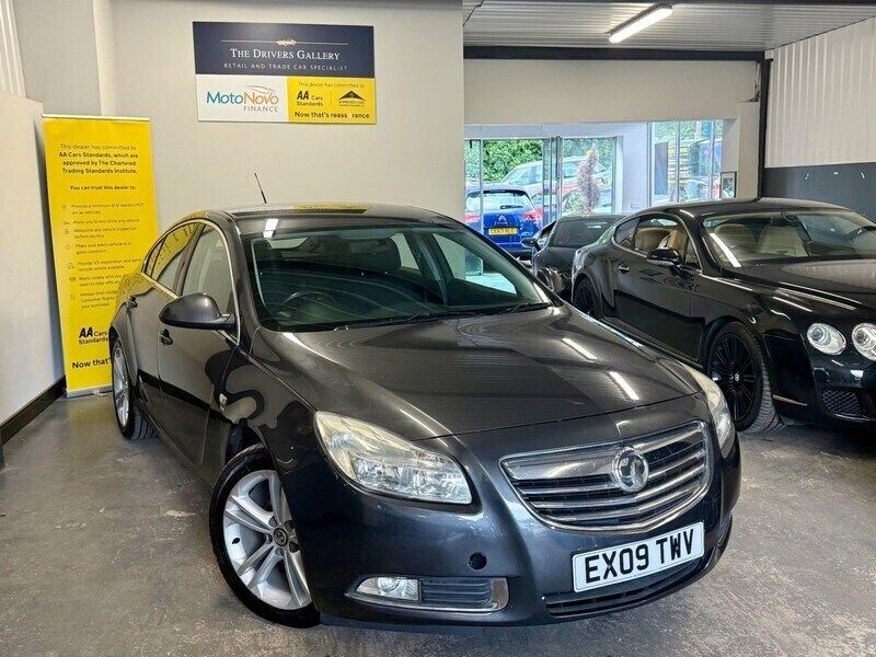 Grey Used 2009 Vauxhall Insignia SRi Hatchback | £1,995 (Expensive) - Image 1/4