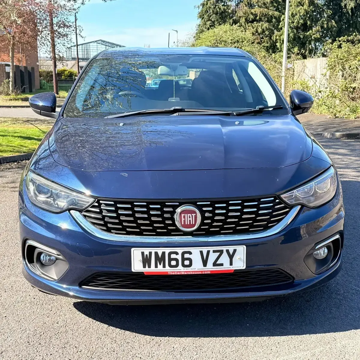 Begagnad Fiat Tipo Lounge 120 HK (88 kW) 2016 Blå Halvkombi
