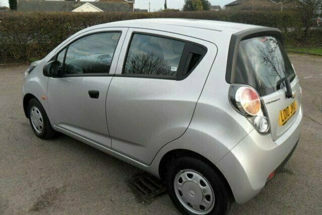 Used Chevrolet Spark 2010 Hatchback