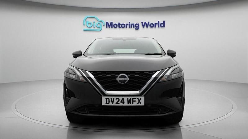Used Nissan Qashqai Acenta Premium 140 HP (102 kW) 2024 Black SUV