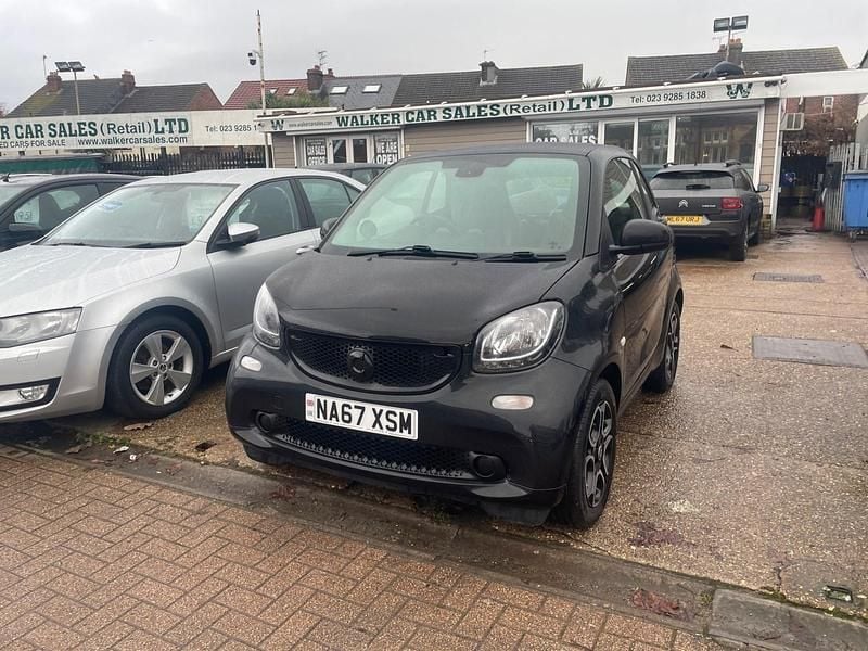 Black Used 2017 Smart ForTwo Coupé Premium Coupe | £7,995 (Fair price) - Image 1/4