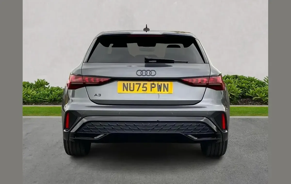 Used Audi A3 Black Edition 147 HP (108 kW) 2025 Grey Hatchback