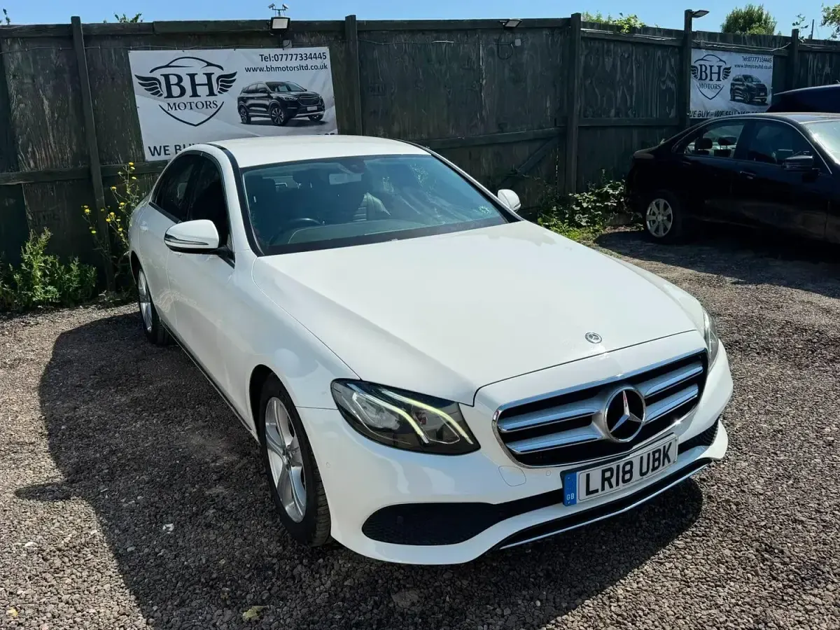 Used Mercedes E220 SE 194 HP (142 kW) 2018 White Sedan