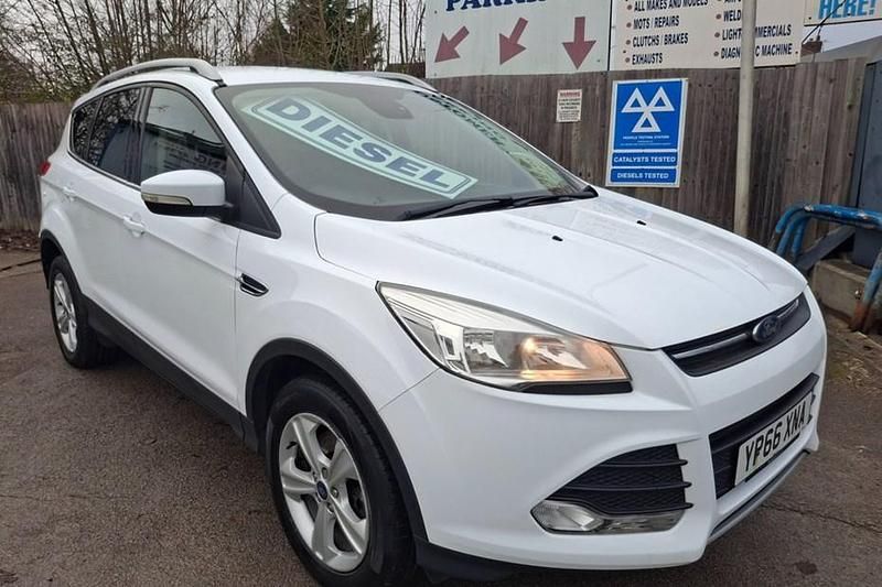 White Used 2016 Ford Kuga Zetec SUV | £6,695 (Fair price) - Image 1/1