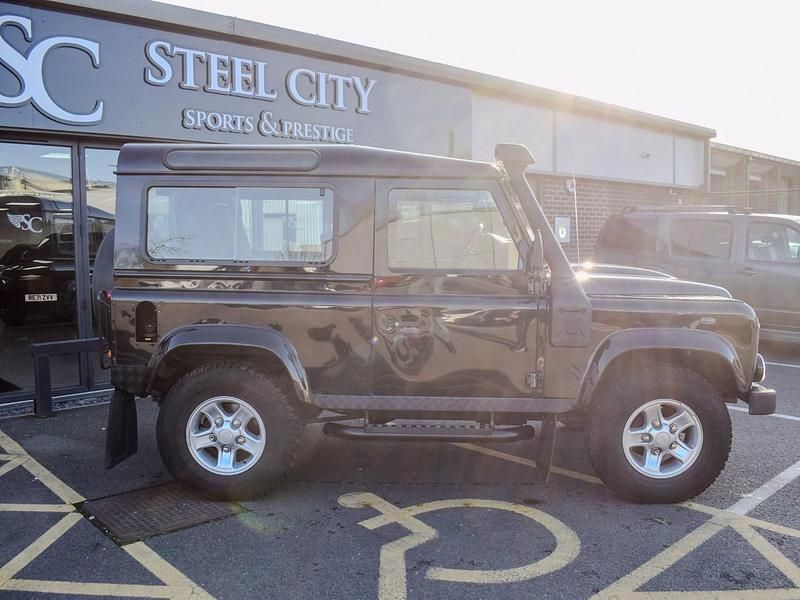 Usado Land Rover Defender 2011 Preto Carrinha