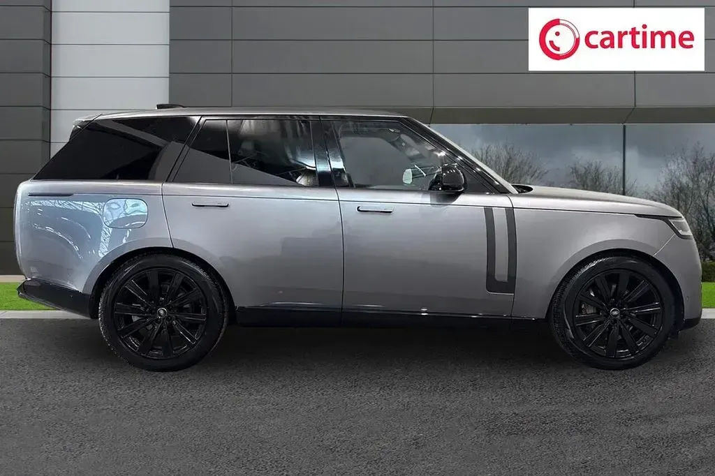 Used Land Rover Range Rover HSE 400 HP (294 kW) 2023 Grey SUV