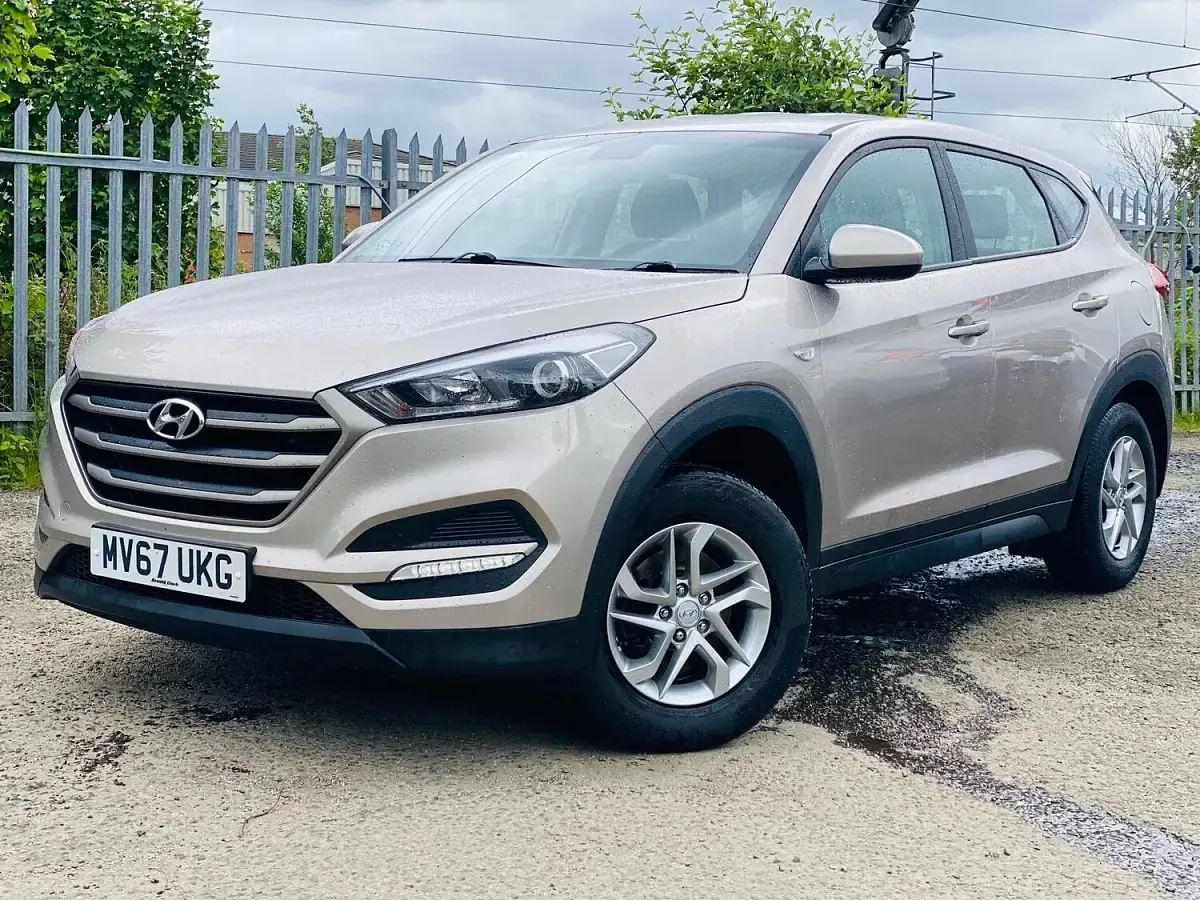 Used Hyundai Tucson 116 HP (85 kW) 2017 Beige SUV