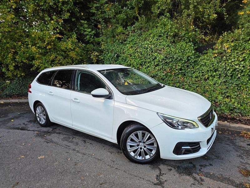 White Used 2020 Peugeot 308 SW Allure Estate | £6,295 (Fair price) - Image 1/4