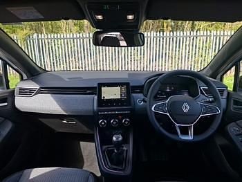 Nowe Renault Clio V Techno 90 KM (66 kW) 2026 Biały Hatchback