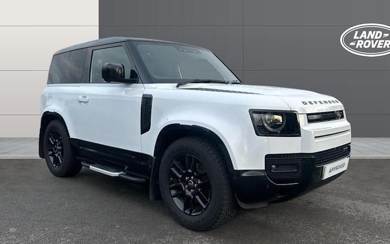 Used 2025 Land Rover Defender SE Dynamic Estate | £51,007 - Image 1/4