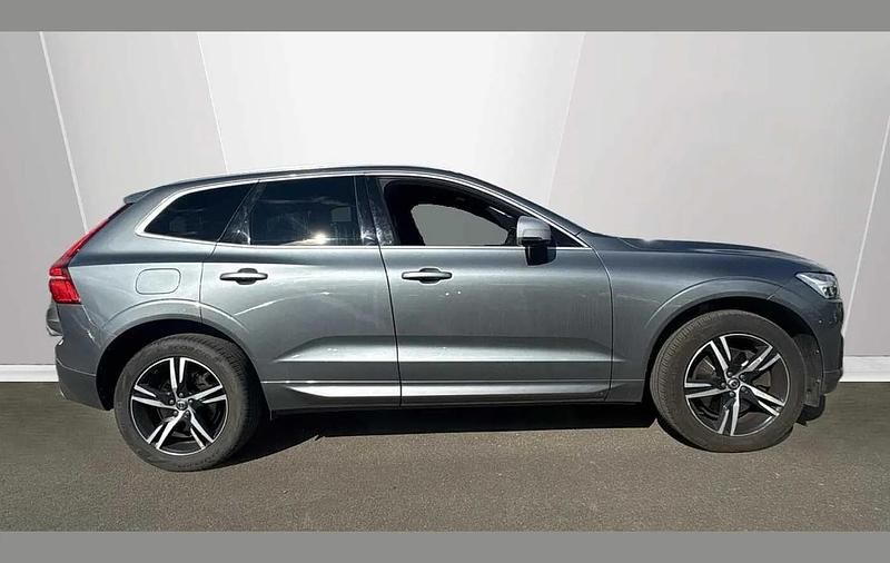 Used Volvo XC60 R-Design 188 HP (138 kW) 2018 Grey SUV