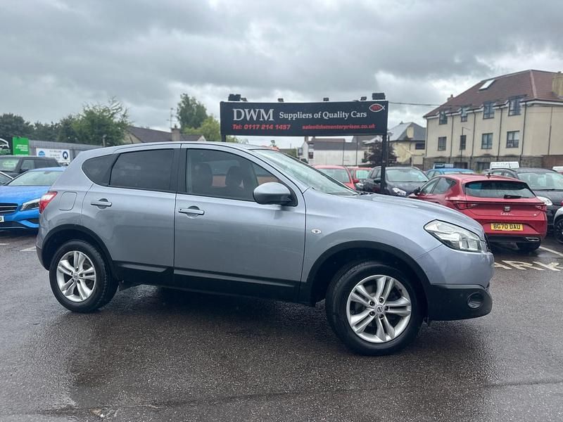 Grey Used 2013 Nissan Qashqai Acenta SUV | £2,390 (Fair price) - Image 1/4